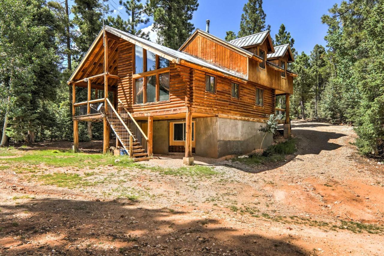 Cozy Utah Cabin With Deck And Fire Pit! Duck Creek Village Exterior photo