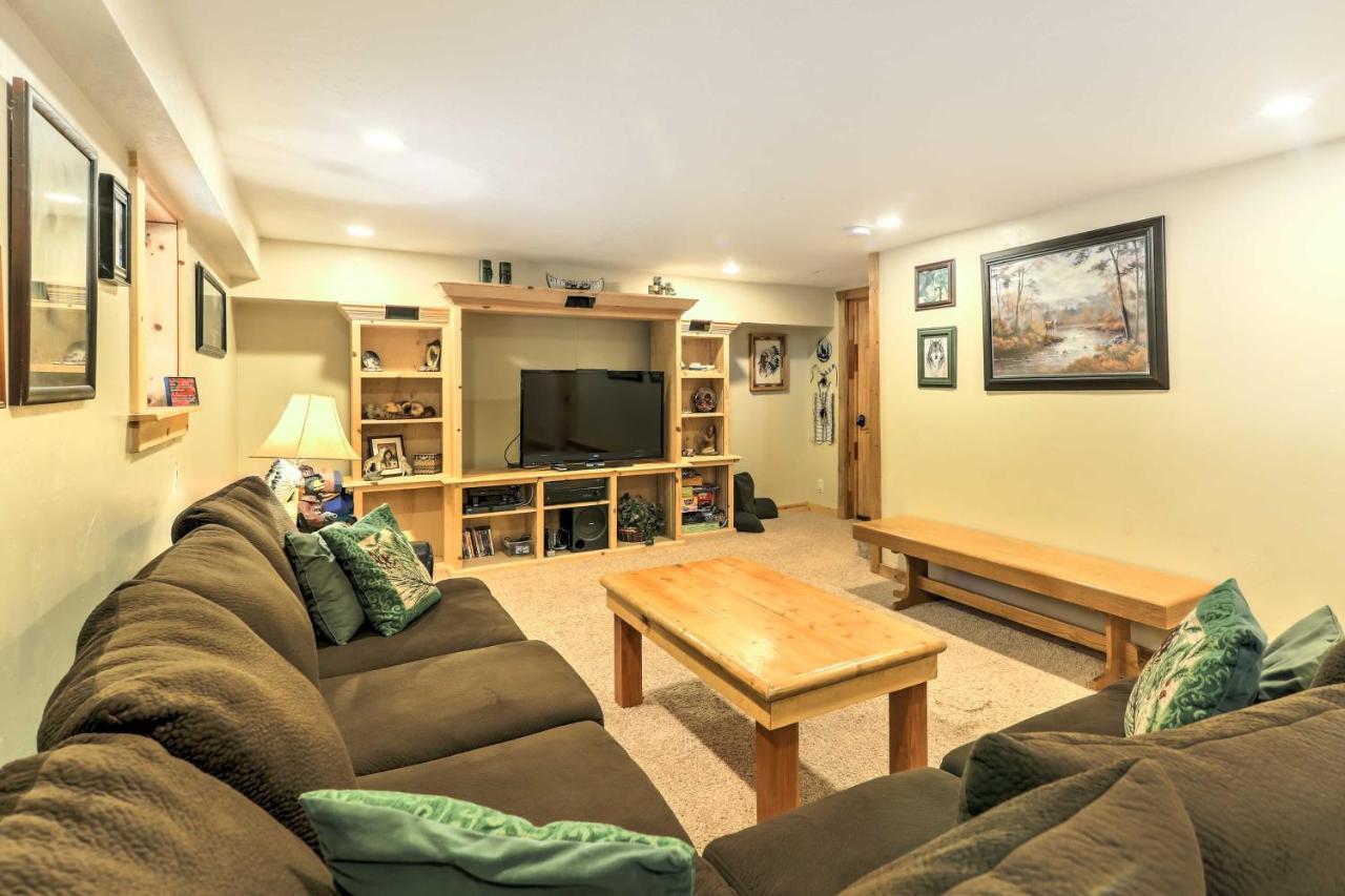 Cozy Utah Cabin With Deck And Fire Pit! Duck Creek Village Exterior photo