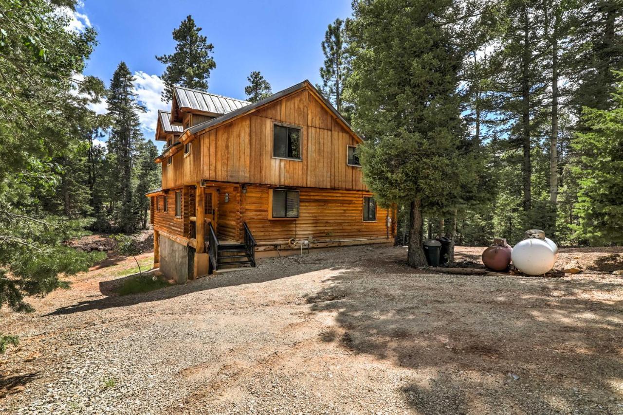 Cozy Utah Cabin With Deck And Fire Pit! Duck Creek Village Exterior photo
